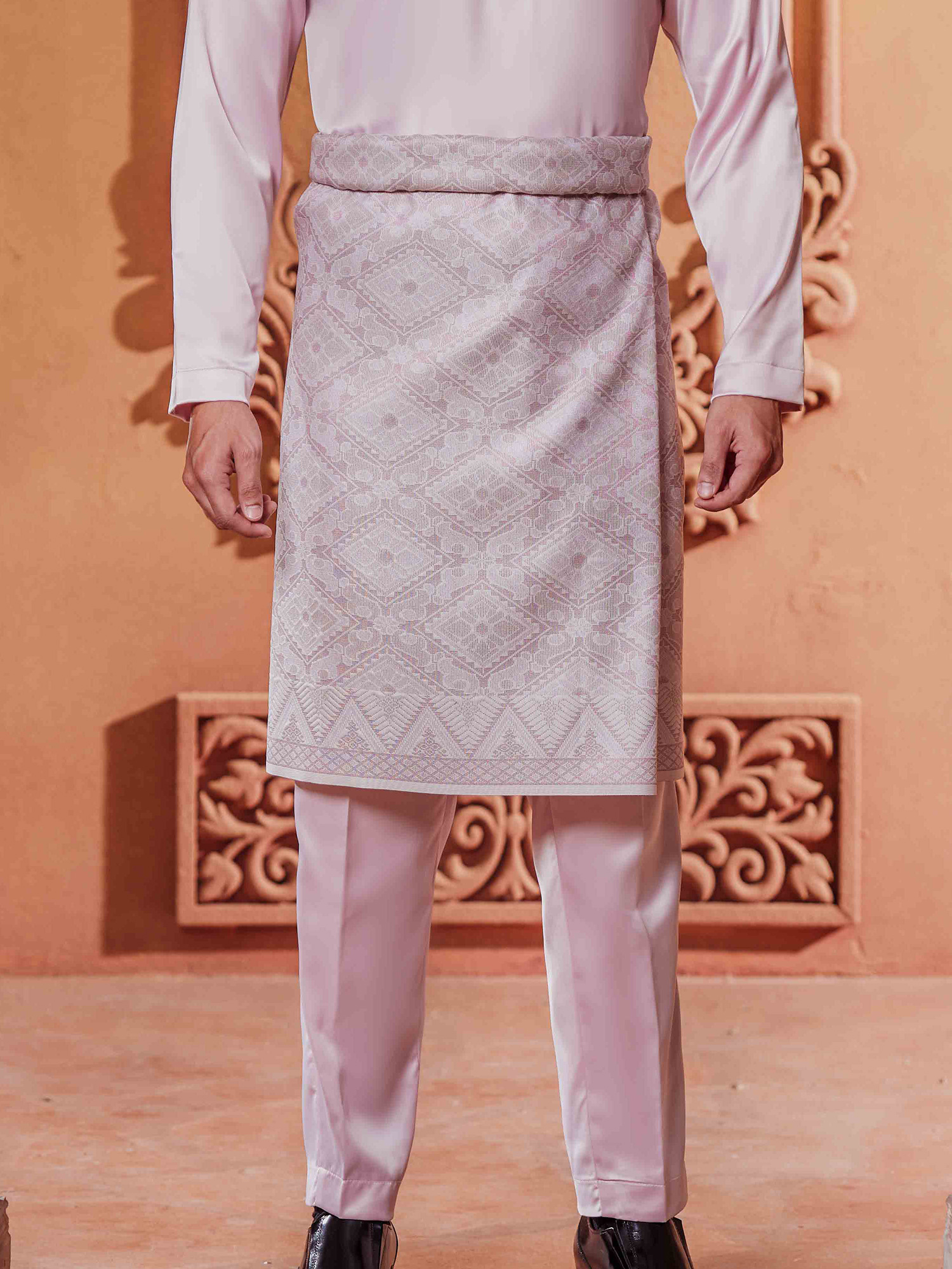 SAMPIN IN SOFT PINK